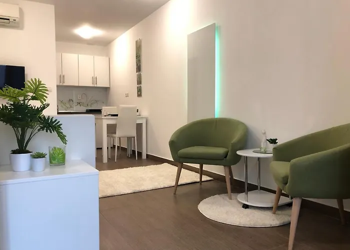 Luxury Central Studio Under The Castle Lubiana